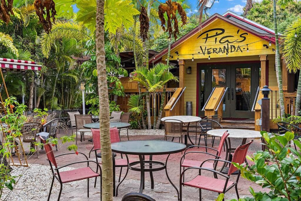 Quaint Gulfport Beach Bungalow St. Petersburg Luaran gambar