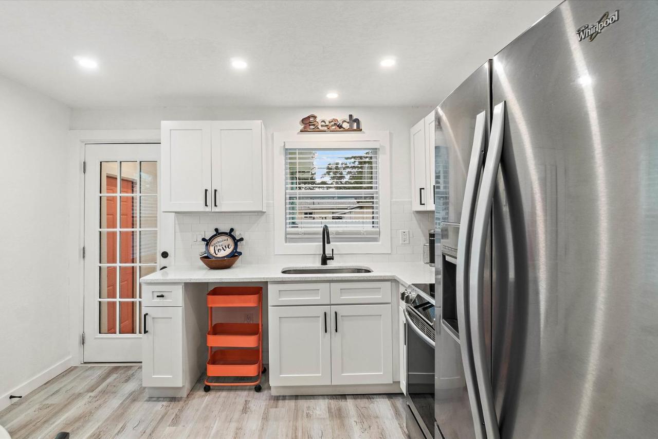 Quaint Gulfport Beach Bungalow St. Petersburg Luaran gambar